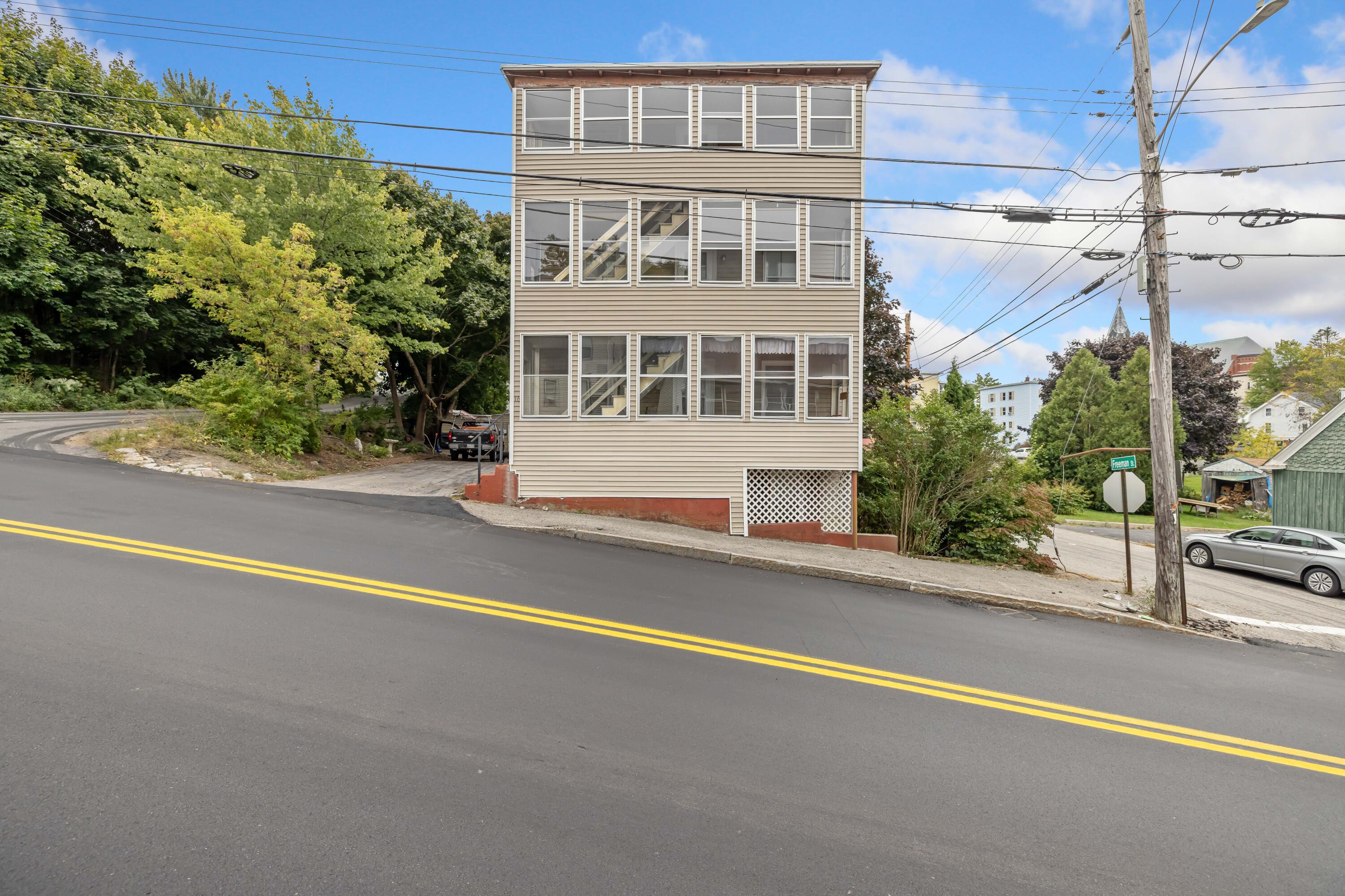 16 Clifford Street Biddeford, ME 04005 - Photo 24 of 25 3G0A2886