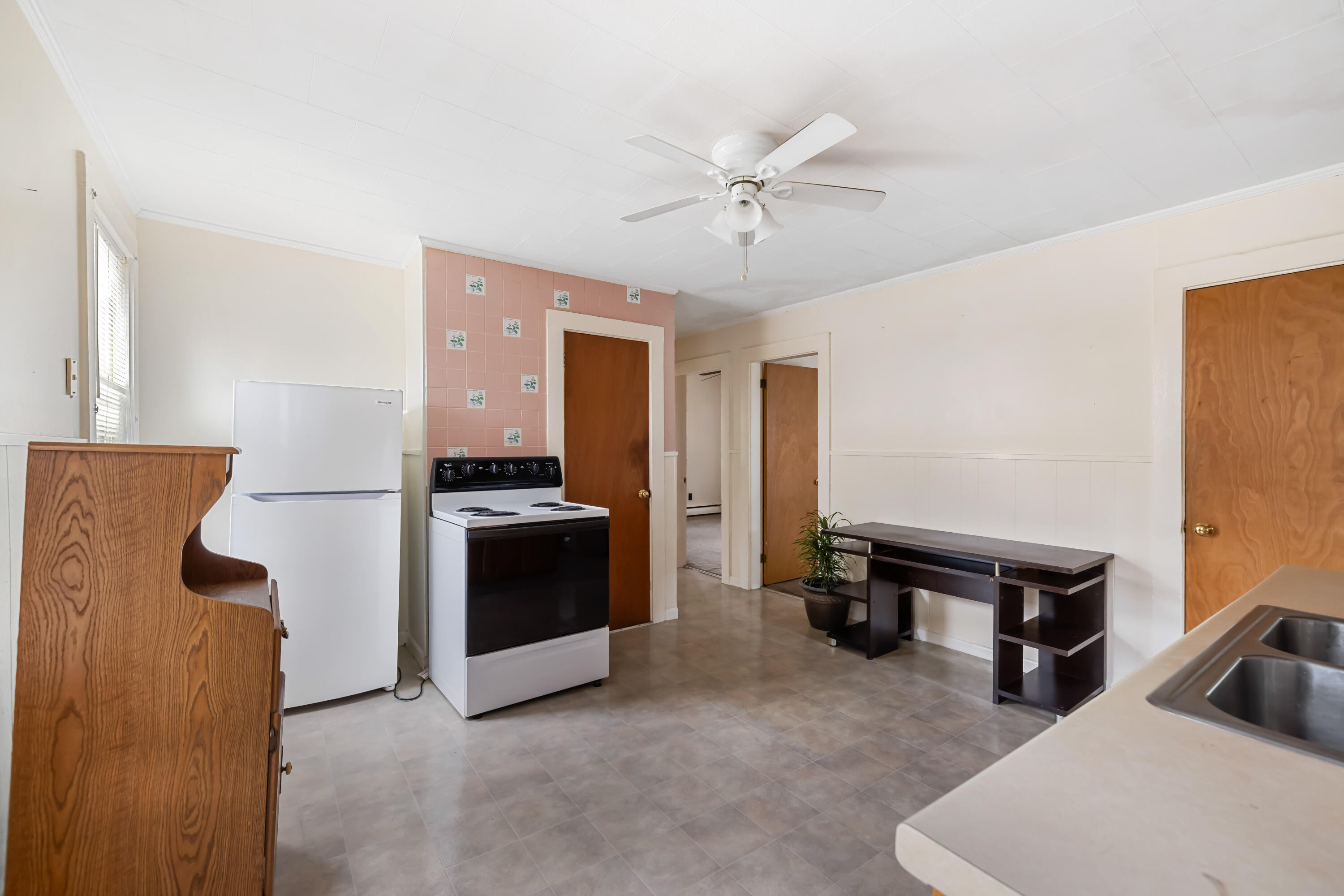 16 Clifford Street Biddeford, ME 04005 - Photo 10 of 25 3G0A2810