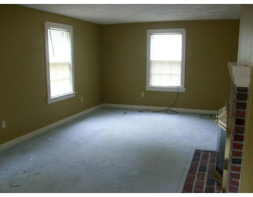 24 Douglas Road Ashland, MA 01721 - Photo 3 of 11 Gallery Image 3