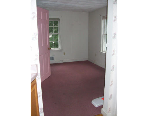 24 Douglas Road Ashland, MA 01721 - Photo 6 of 11 Gallery Image 6