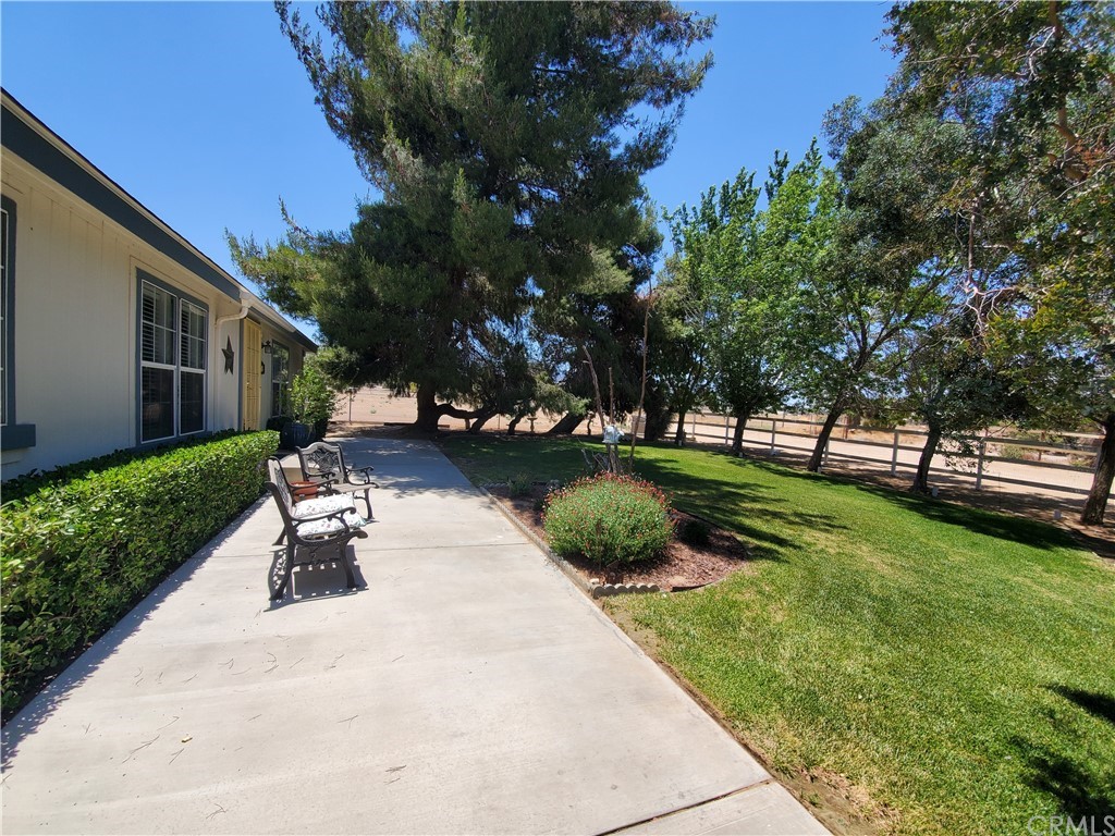 6605 Bartlett Drive Phelan, CA 92371 - Photo 6 of 27