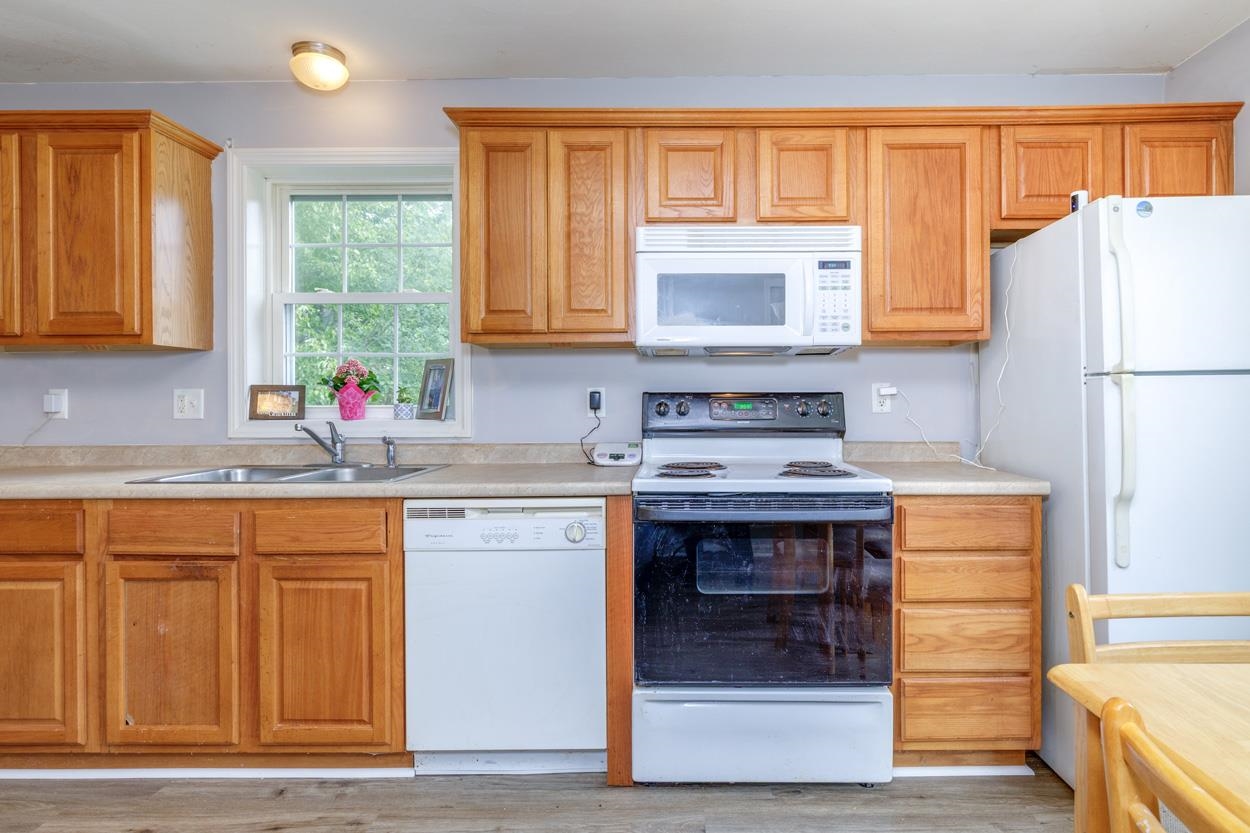 9 Misty Lane Hooksett, NH 03106 - Photo 26 of 57