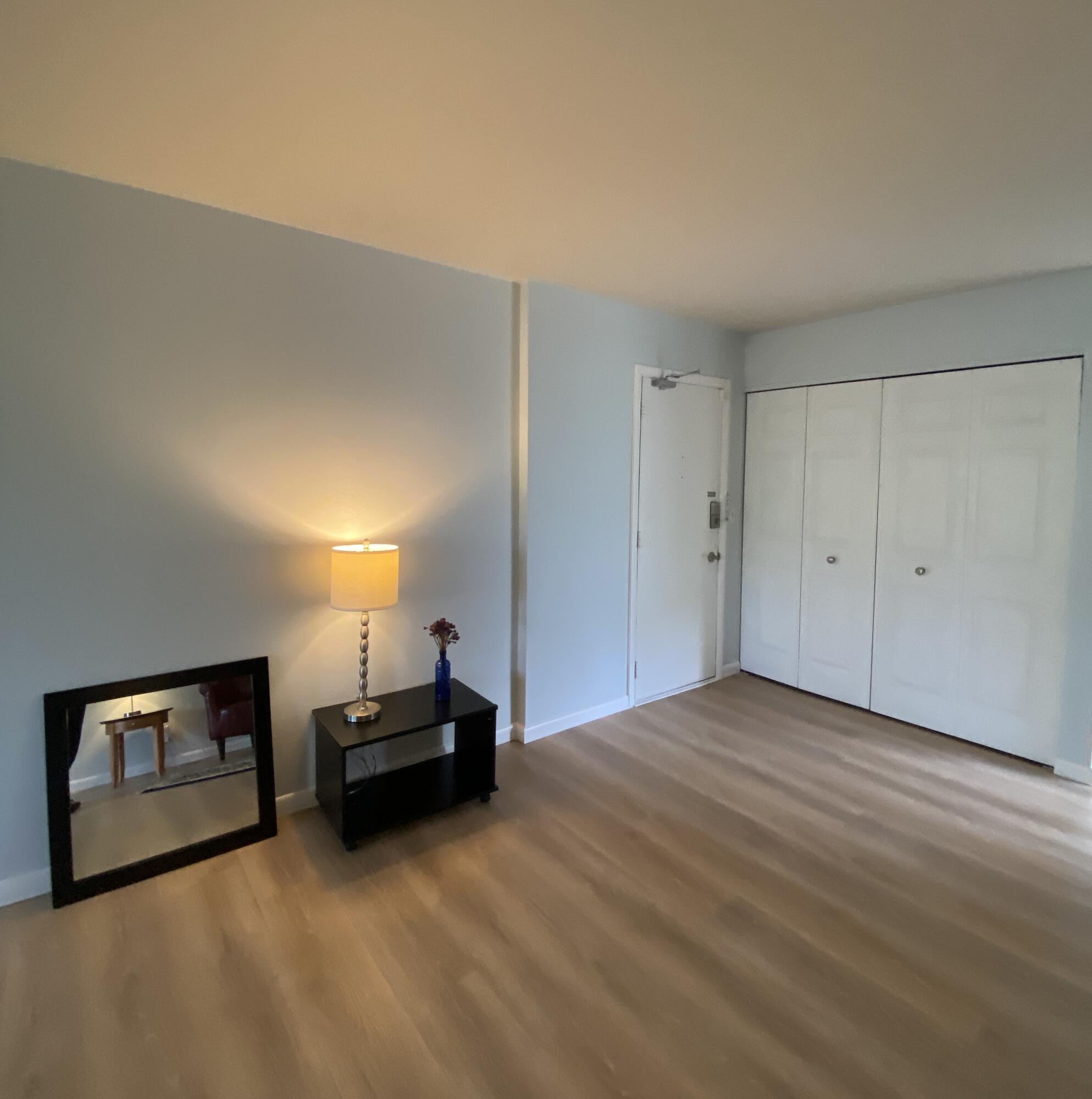 1325 South Maple Road, Unit 103 Ann Arbor, MI 48103 - Photo 1 of 26 IMG_8161
