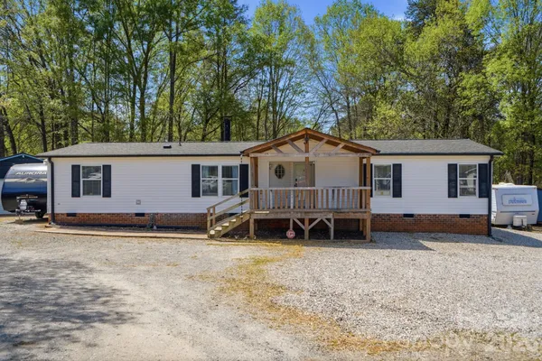 $289,999 | 605 Ridgewood Court, Mount Holly, NC 28120
