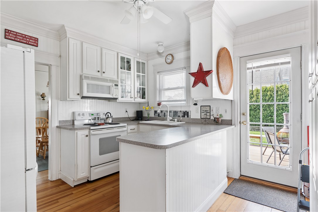 1263 Riverside Avenue Somerset, MA 02726 - Photo 11 of 30 Gallery Image 11