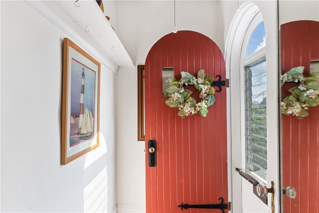 1263 Riverside Avenue Somerset, MA 02726 - Photo 2 of 30 Gallery Image 2