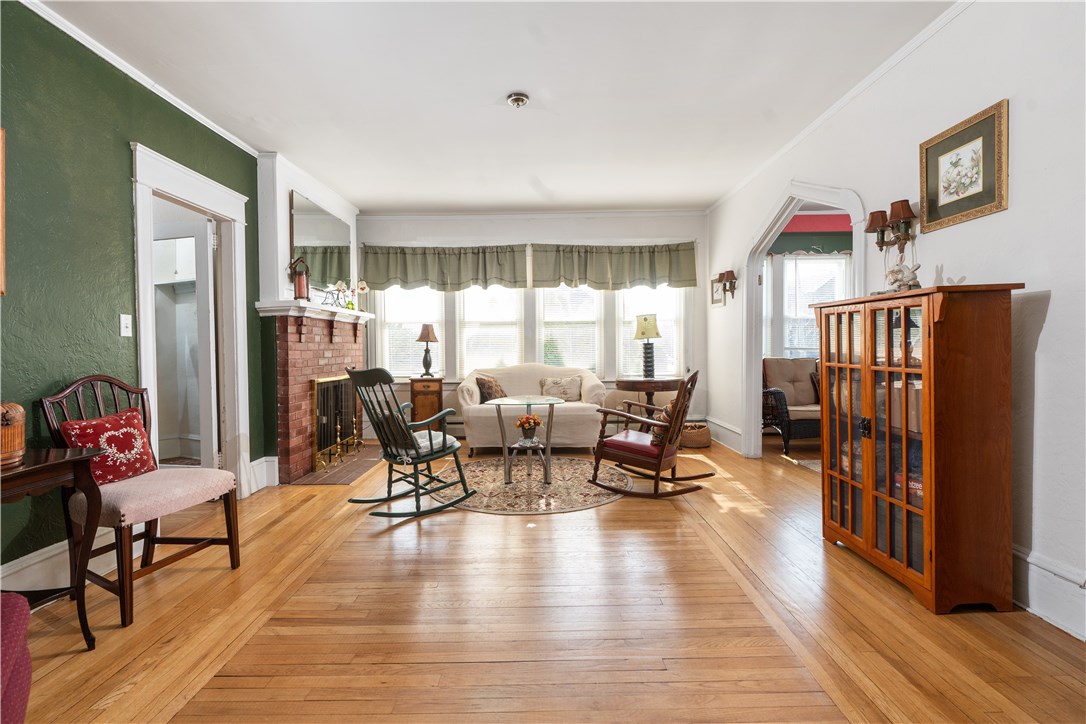 1263 Riverside Avenue Somerset, MA 02726 - Photo 3 of 30 Gallery Image 3