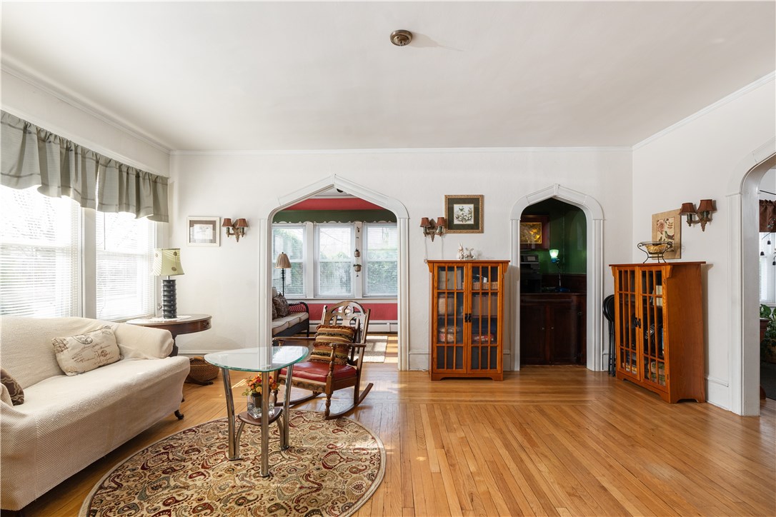 1263 Riverside Avenue Somerset, MA 02726 - Photo 4 of 30 Gallery Image 4
