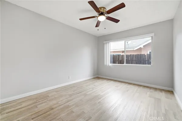 $2,275 | 912 Gladys Avenue, Long Beach, CA 90804