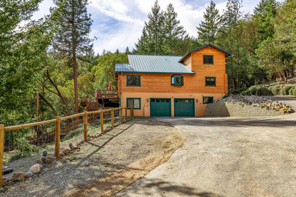 4766 Andrews Road Medford, OR 97501 - Photo 35 of 71 AR(1)