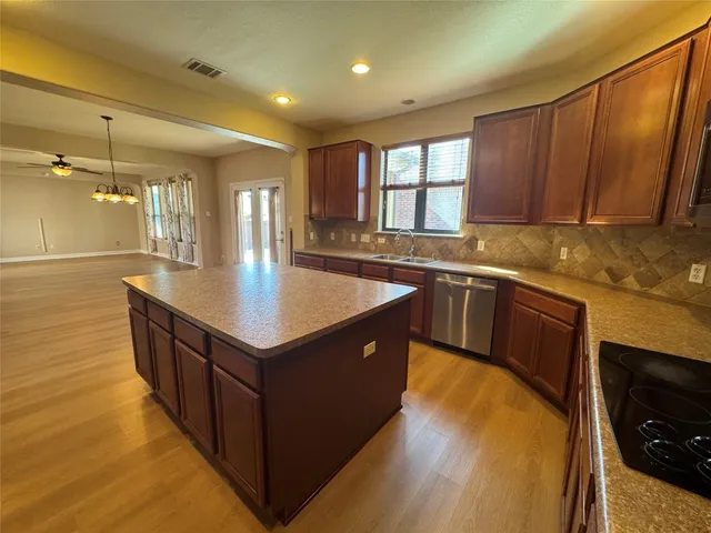 $2,500 | 500 Springbrook Road, Pflugerville, TX 78660