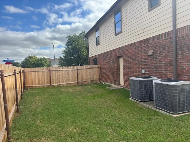 $2,500 | 500 Springbrook Road, Pflugerville, TX 78660