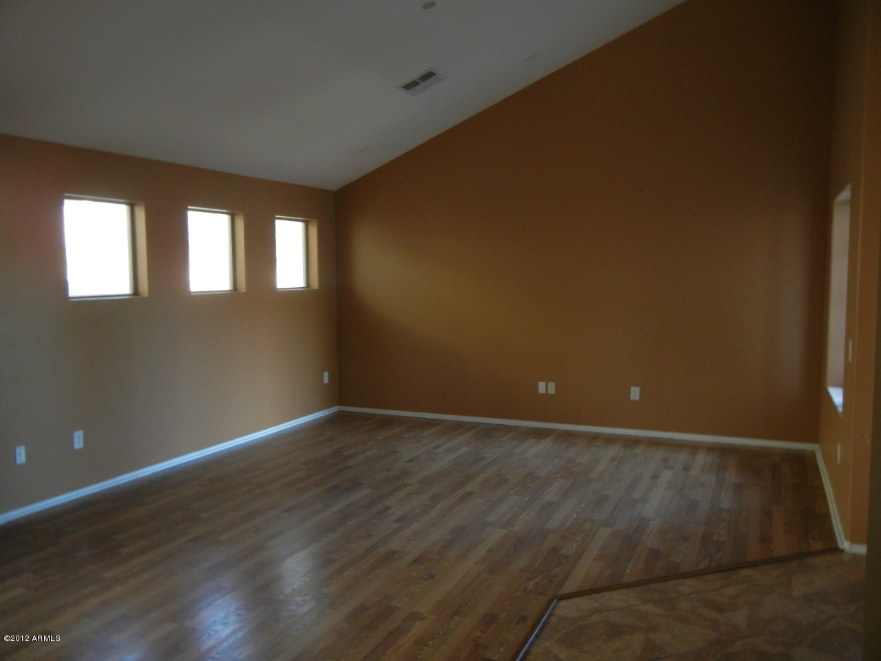2619 West Carson Road Phoenix, AZ 85041 - Photo 5 of 9 Formal Dinning room