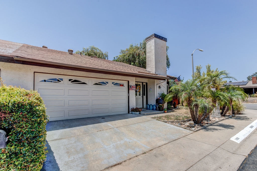 14203 Sutter Mill Way Poway, CA 92064 - Photo 2 of 25