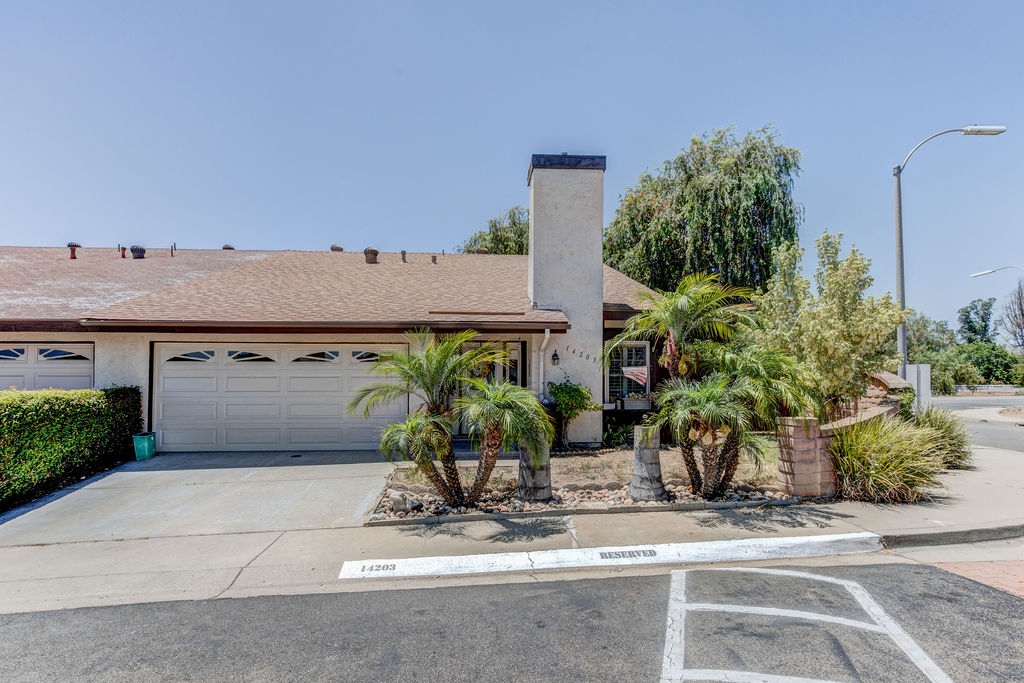 14203 Sutter Mill Way Poway, CA 92064 - Photo 3 of 25