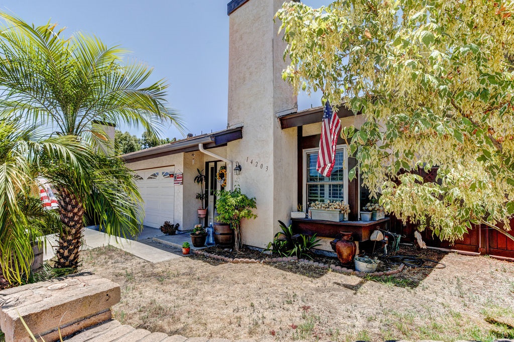 14203 Sutter Mill Way Poway, CA 92064 - Photo 5 of 25