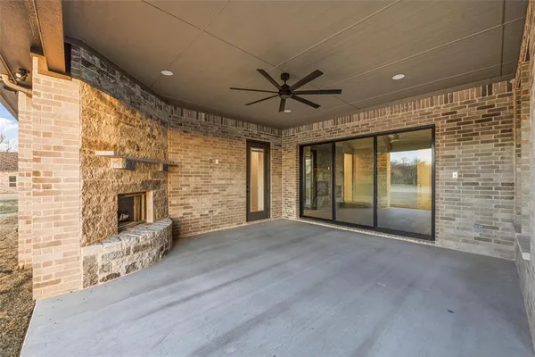 $795,000 | 195 Rio Rancho Drive, Decatur, TX 76234