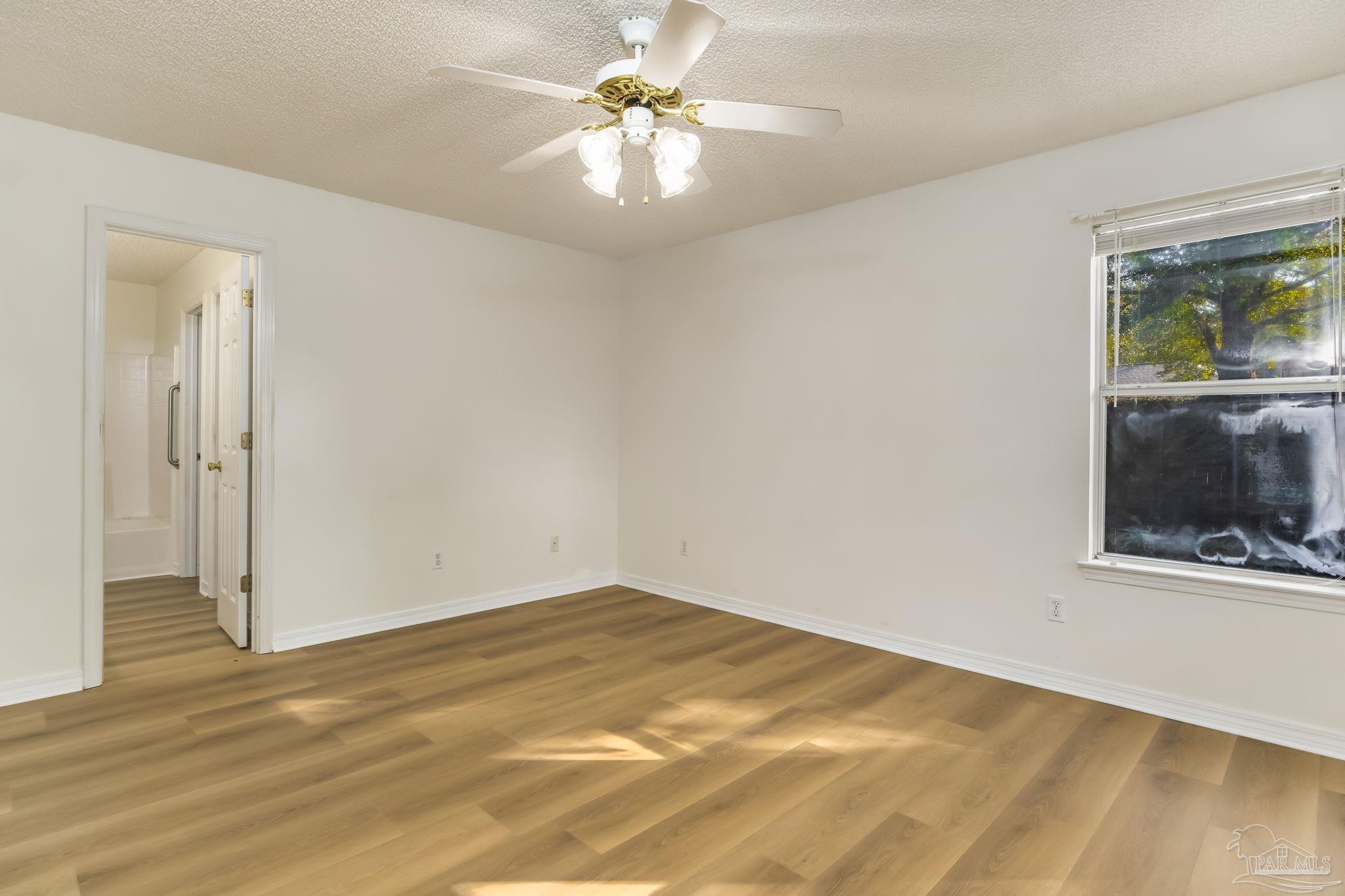 1108 Simpson Street Pensacola, FL 32526 - Photo 15 of 49