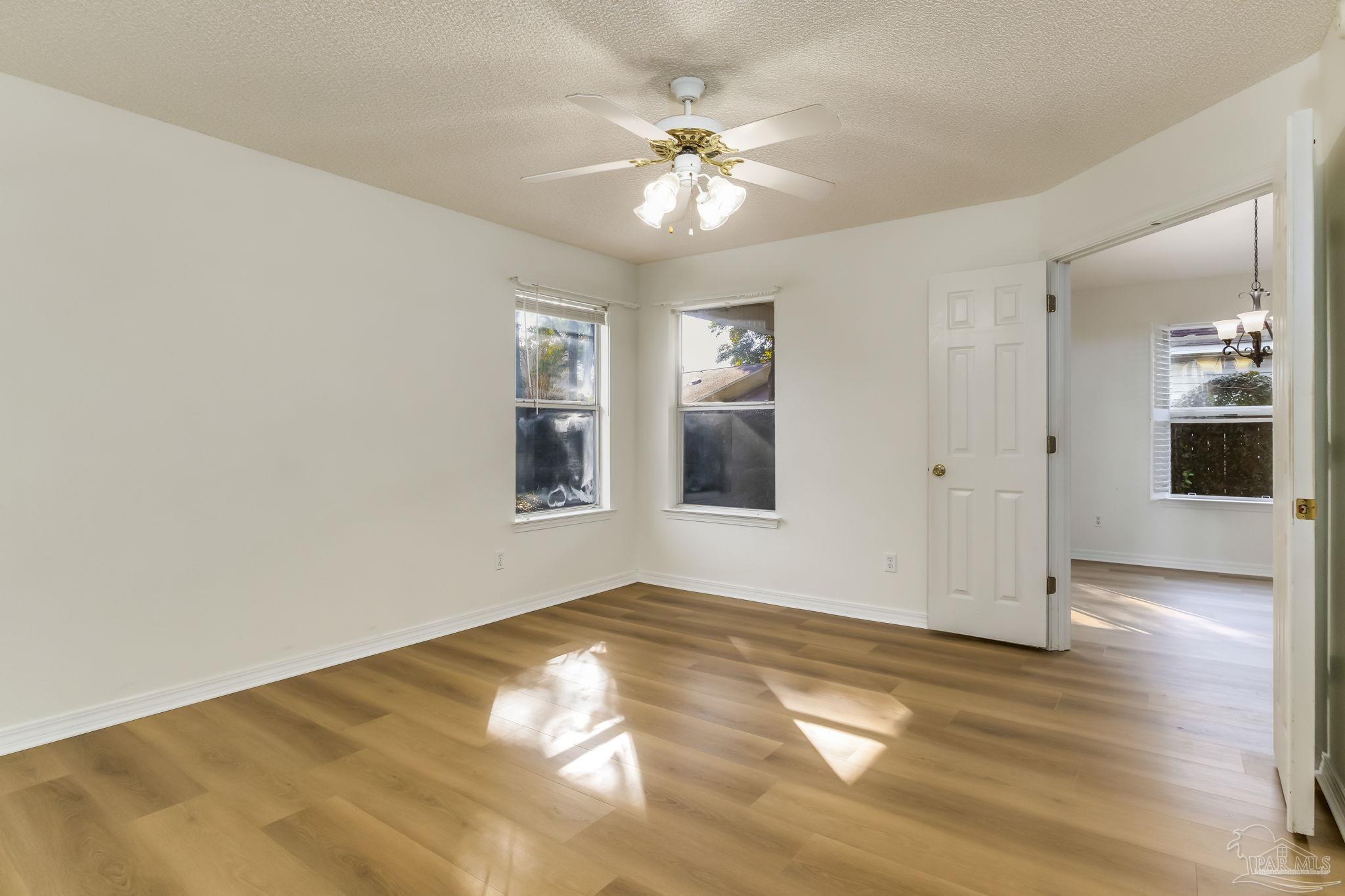 1108 Simpson Street Pensacola, FL 32526 - Photo 18 of 49