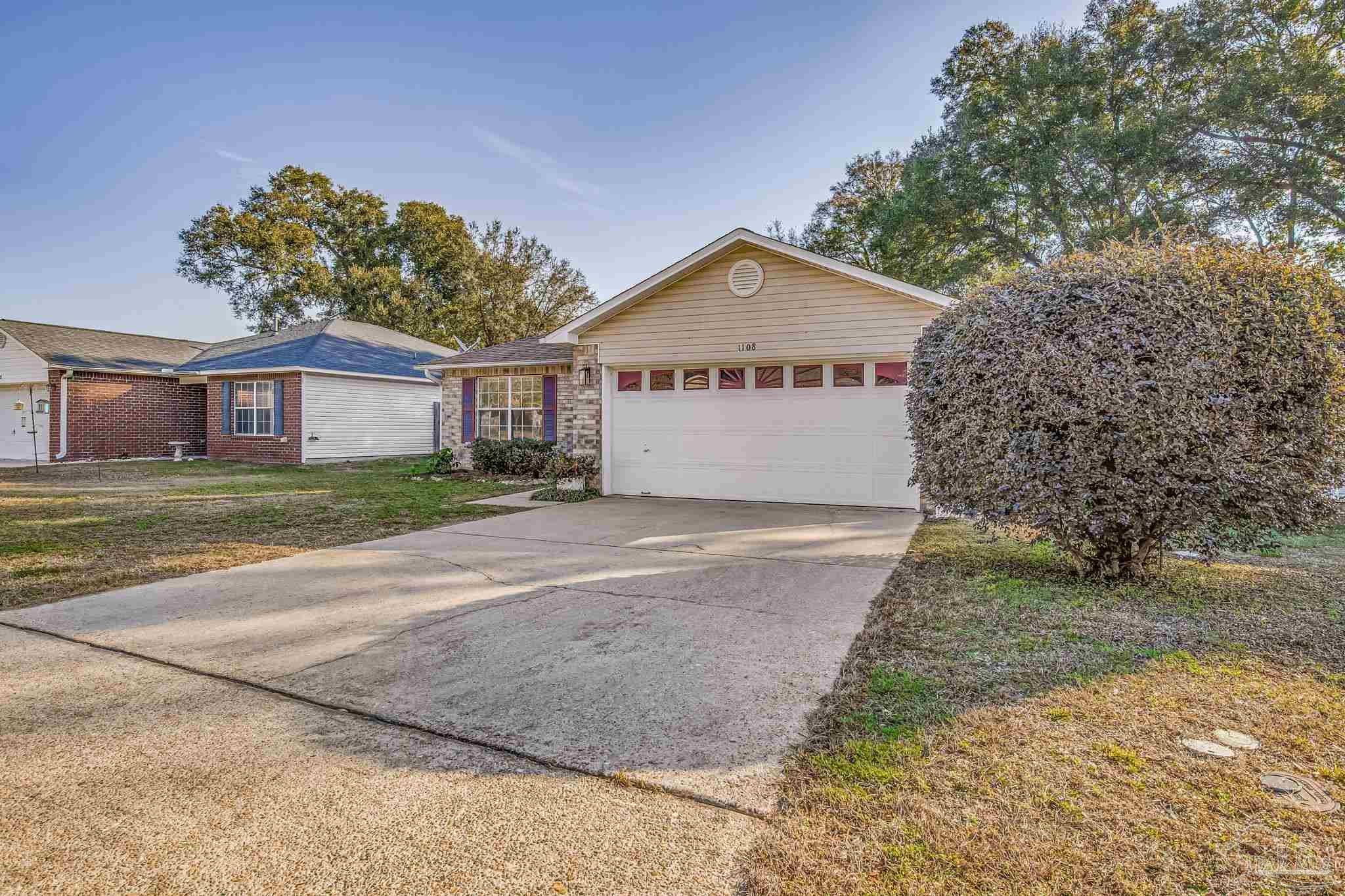 1108 Simpson Street Pensacola, FL 32526 - Photo 7 of 49