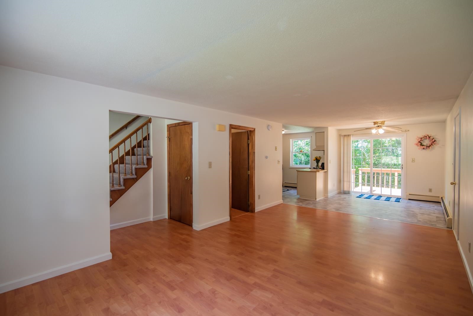 46 B Dale Road, Unit B Hooksett, NH 03106 - Photo 12 of 35