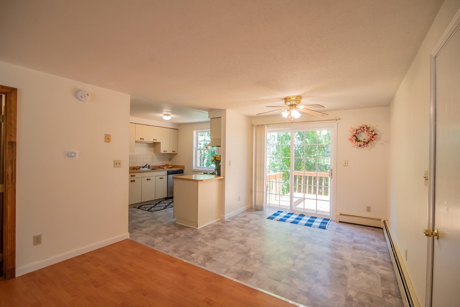 46 B Dale Road, Unit B Hooksett, NH 03106 - Photo 13 of 35