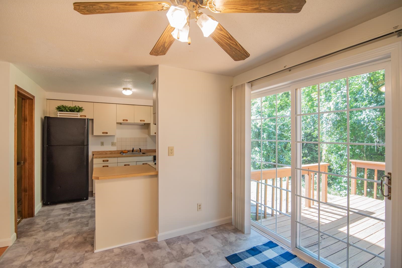 46 B Dale Road, Unit B Hooksett, NH 03106 - Photo 15 of 35