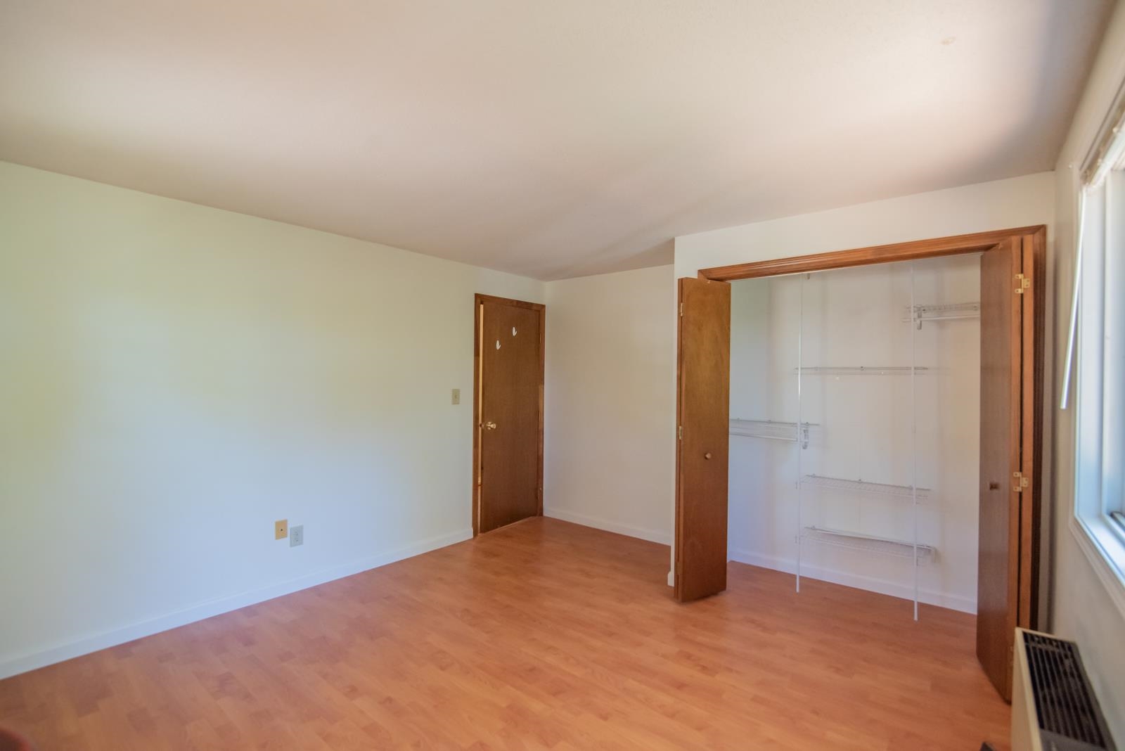 46 B Dale Road, Unit B Hooksett, NH 03106 - Photo 25 of 35