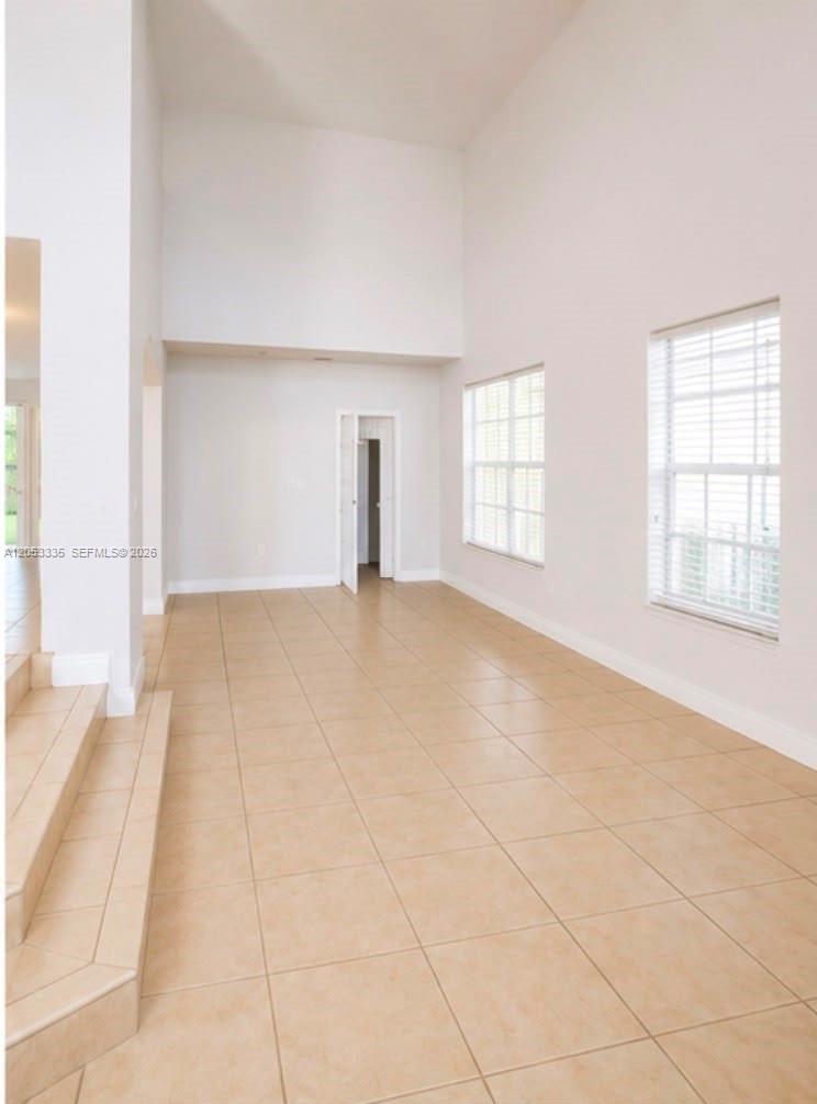 3043 Southwest 147th Place Miami, FL 33185 - Photo 6 of 12