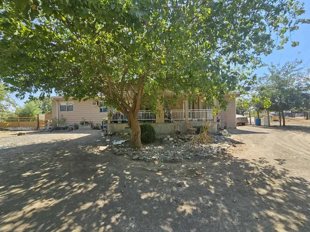 $640,000 | 14398 Ave 88, Pixley, CA 93256