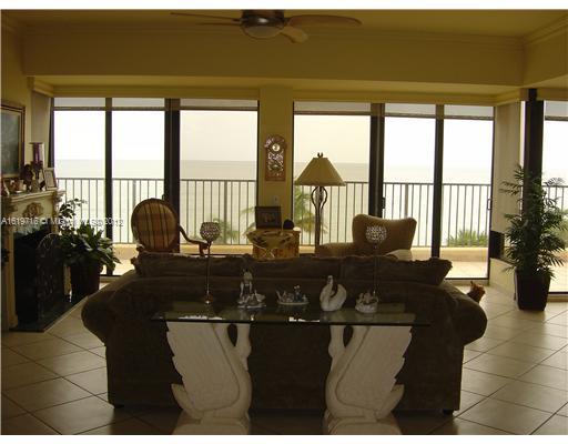 1751 North Surf Road, Unit PH Hollywood, FL 33019 - Photo 2 of 18 Living Room