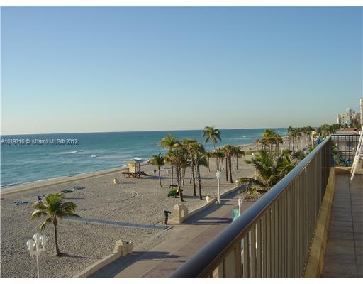1751 North Surf Road, Unit PH Hollywood, FL 33019 - Photo 10 of 18 View