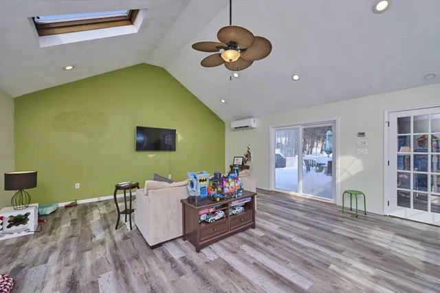 $680,000 | 45 Main Street, Chelmsford, MA 01863