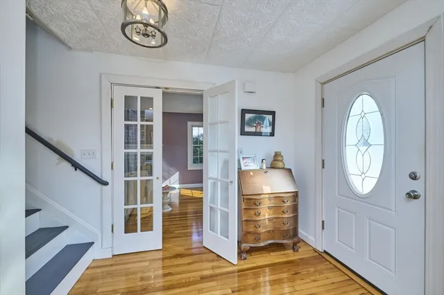 $680,000 | 45 Main Street, Chelmsford, MA 01863