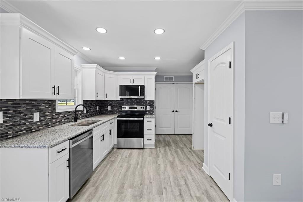 525 Amos Street High Point, NC 27260 - Photo 9 of 28