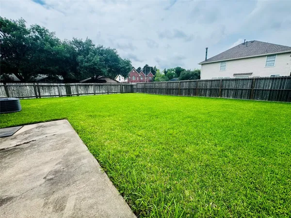 $1,550 | 17118 Amber Ridge Drive, Sugar Land, TX 77498