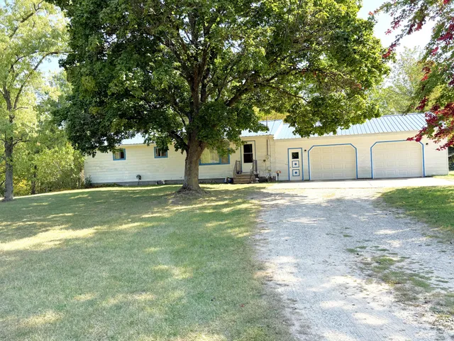 $230,000 | 8220 North Vickeryville Road, Vestaburg, MI 48891