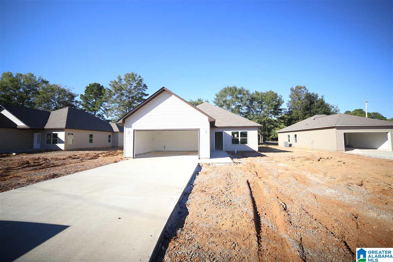 83 Carriage House Road Southwest Bessemer, AL 35022 - Photo 4 of 17