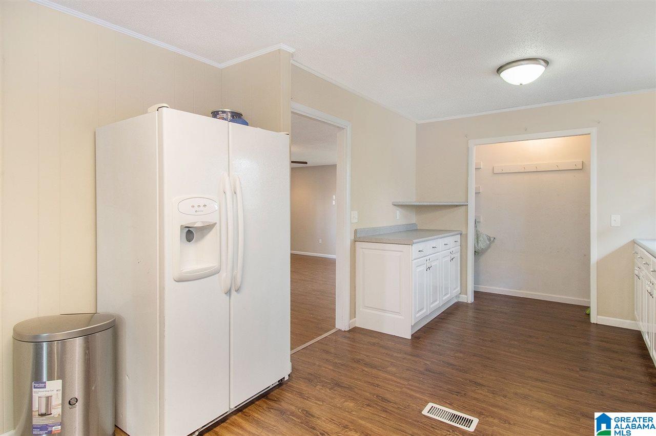 1050 South Watson Drive Centre, AL 35960 - Photo 4 of 12