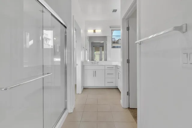 $449,999 | 165 Log Pond Lane, Sacramento, CA 95818