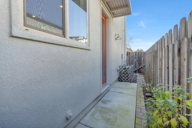 $449,999 | 165 Log Pond Lane, Sacramento, CA 95818