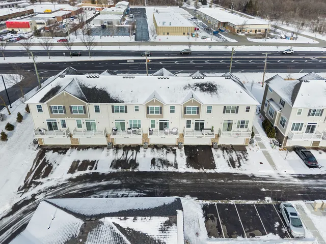 $465,000 | 30-w158 Wheeler Circle, Aurora, IL 60502