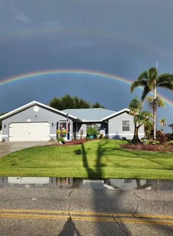 $409,900 | 248 Rotonda Circle, Rotonda West, FL 33947