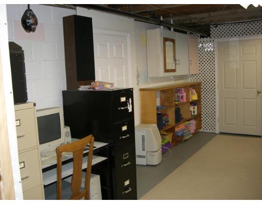 20 Fenton Street Framingham, MA 01701 - Photo 14 of 15