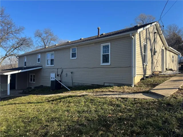 $237,500 | 30024 Northeast 142 Street, Excelsior Springs, MO 64024