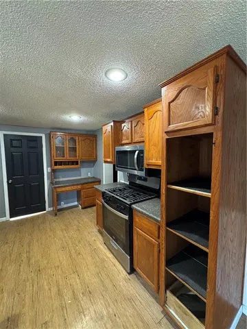 $237,500 | 30024 Northeast 142 Street, Excelsior Springs, MO 64024