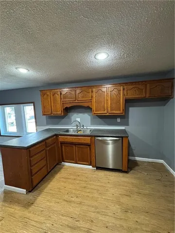 $237,500 | 30024 Northeast 142 Street, Excelsior Springs, MO 64024