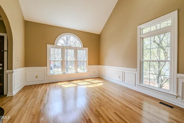 $600,000 | 1010 Queensbury Circle, Durham, NC 27713