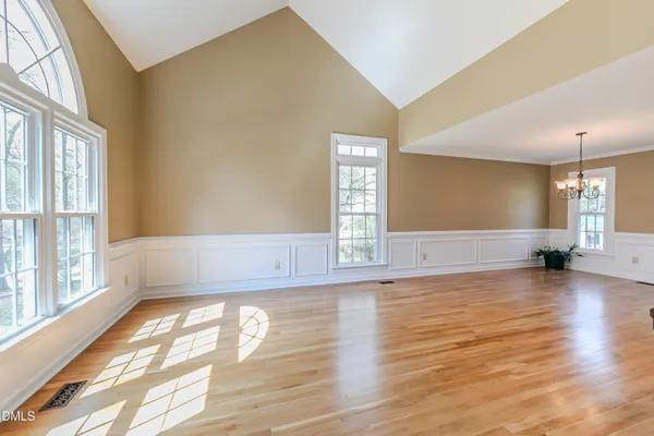 $600,000 | 1010 Queensbury Circle, Durham, NC 27713