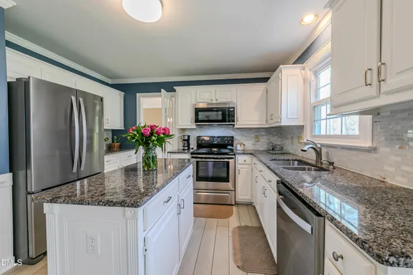 $600,000 | 1010 Queensbury Circle, Durham, NC 27713